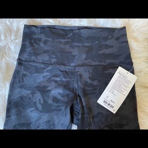 Lululemon Align leggings 21” NWT